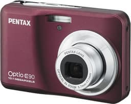 Камера PENTAX Optio E90 получила мягкое покрытие корпуса и функцию распознавания улыбок